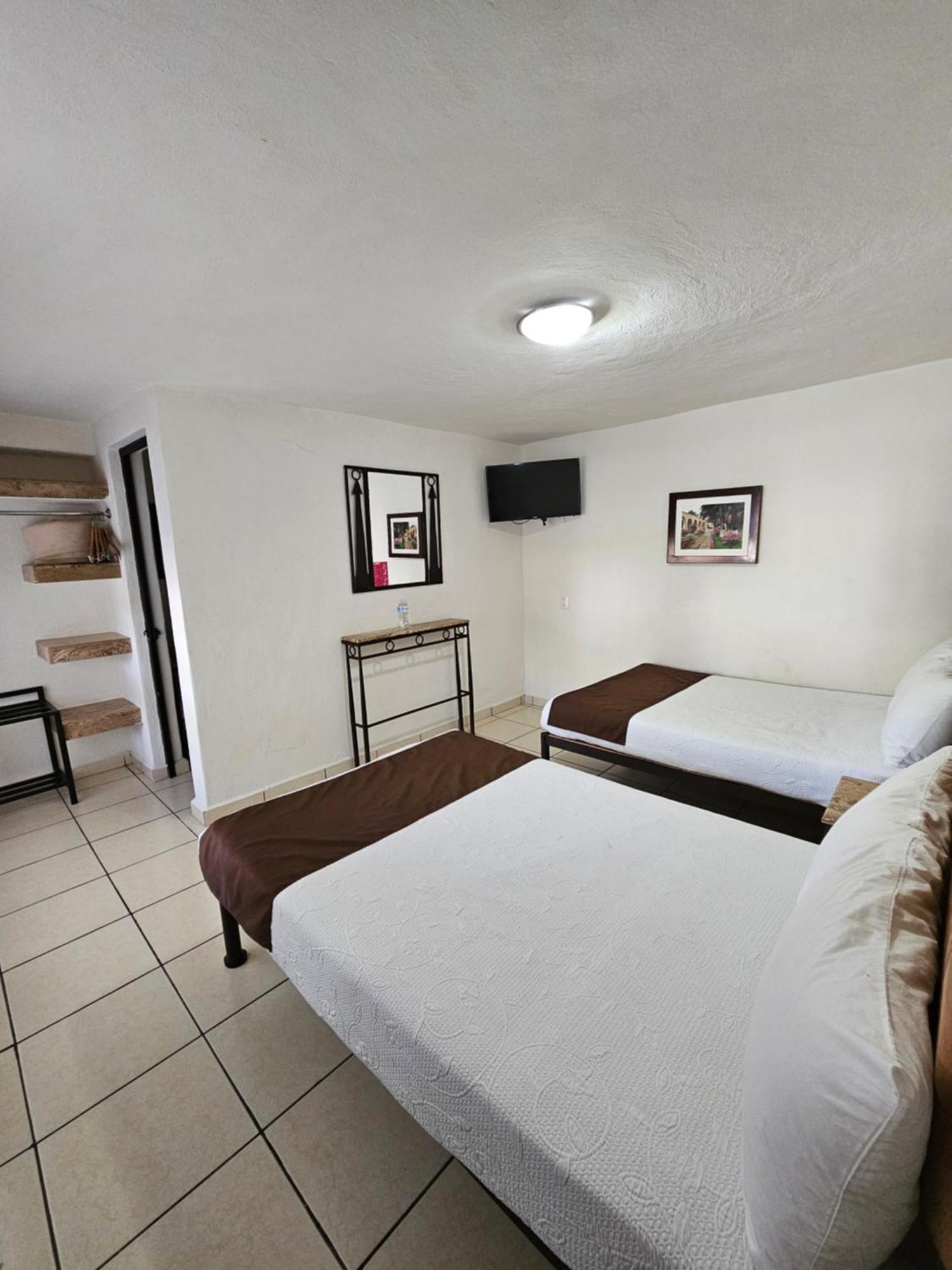 Hotel Ejecutivo Aeropuerto Alvaro Obregon Екстер'єр фото